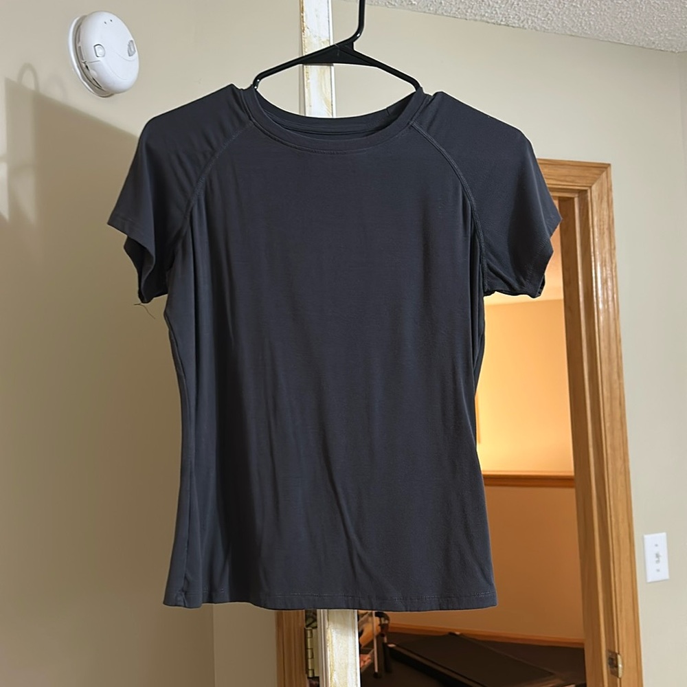 fitted tee